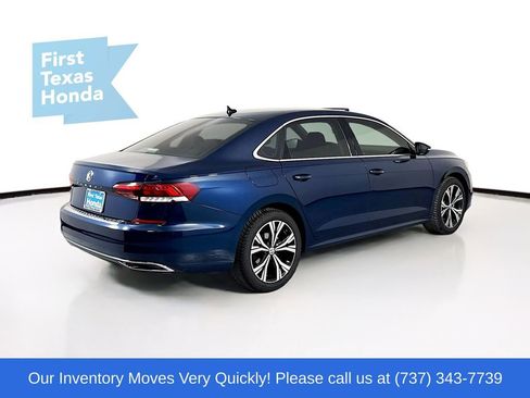 Used 2022 Volkswagen Passat 2.0T SE image 8