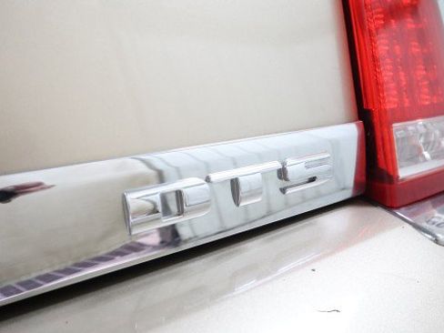 Used 2006 Cadillac DTS w/ Sun And Sound Package image 22