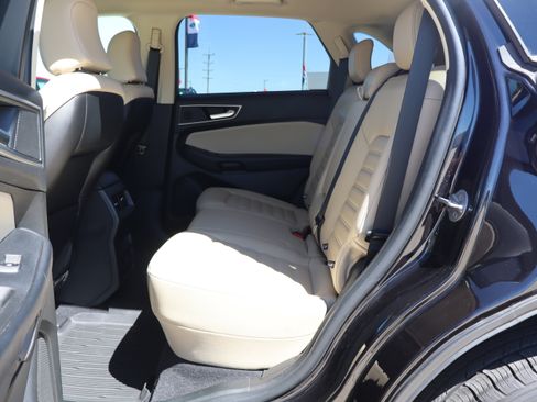 Used 2024 Ford Edge SEL w/ Convenience Package AWD/4WD image 11