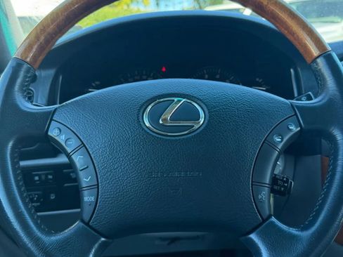 Used 2006 Lexus LX 470 4WD image 22