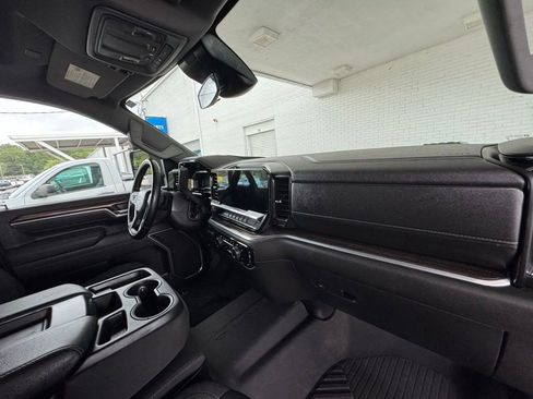 Used 2025 Chevrolet Silverado 2500 LT AWD/4WD image 17