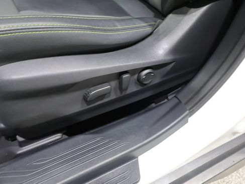 Used 2020 Subaru Outback Onyx Edition XT AWD/4WD image 12