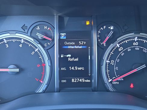 Used 2021 Toyota 4Runner TRD Off-Road Premium image 16