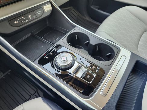 New 2026 Kia Carnival EX image 15