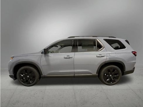 New 2026 Honda Pilot Black Edition image 2