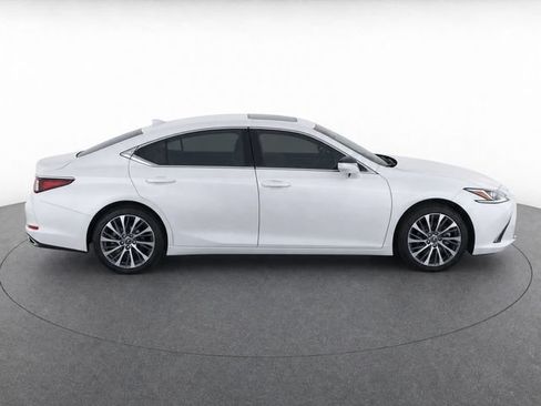 Used 2019 Lexus ES 350 w/ Premium Package FWD image 2