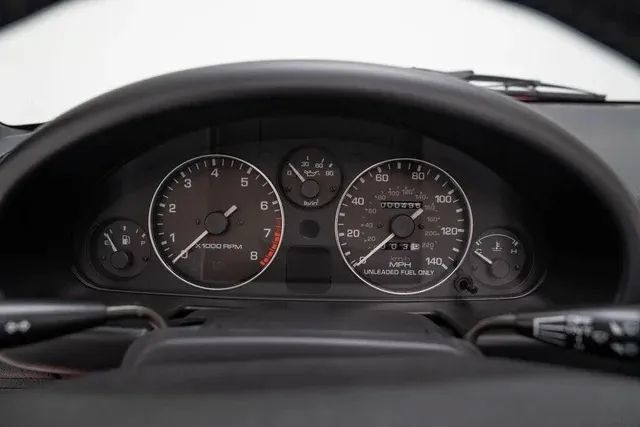Used 1990 MAZDA MX-5 Miata RWD image 21