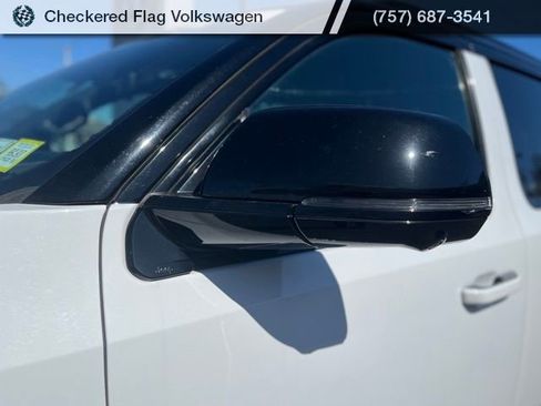 Used 2024 Jeep Grand Wagoneer L Series II w/ Quick Order Packagew 28T image 2