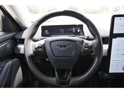 Used 2022 Ford Mustang Mach-E Select w/ Comfort/Technology Package RWD image 14