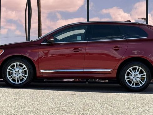 Used 2016 Volvo XC60 T5 Premier image 5