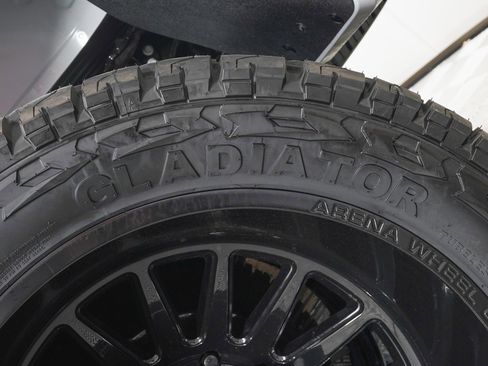 Used 2026 Ford F450 Platinum image 38