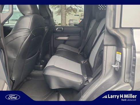 Used 2023 Ford Bronco Outer Banks image 17