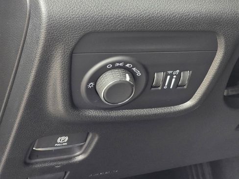 New 2025 Jeep Grand Cherokee L Altitude image 34