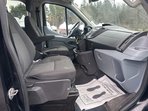 Used 2018 Ford Transit 150 XL image 19