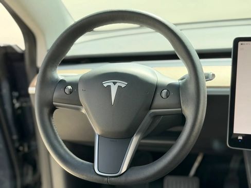 Used 2022 Tesla Model 3 Long Range AWD/4WD image 26