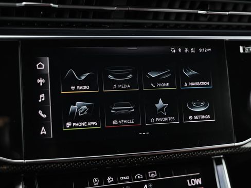 Certified 2023 Audi SQ7 Premium Plus w/ Black Optic Package AWD/4WD image 37