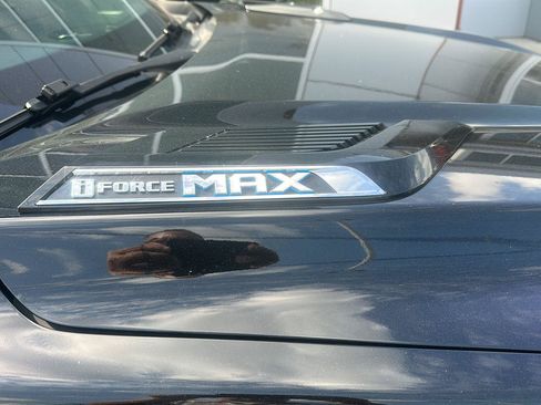 Used 2022 Toyota Tundra Capstone AWD/4WD image 19