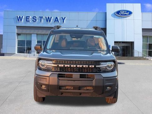 Used 2025 Ford Bronco Sport Outer Banks w/ Outer Banks Tech Package+ AWD/4WD image 7
