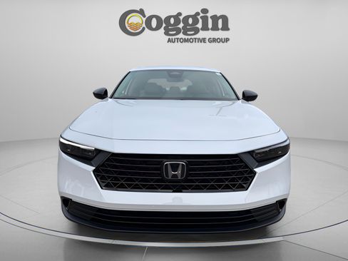 New 2025 Honda Accord SE image 9