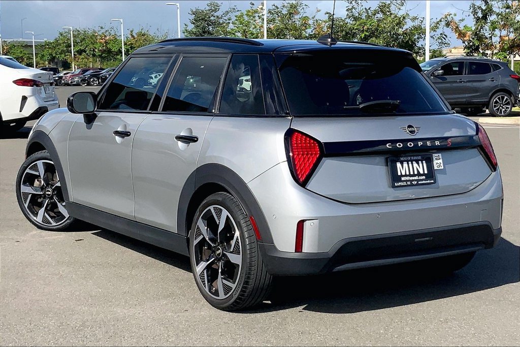 Certified 2025 MINI Cooper S FWD image 13