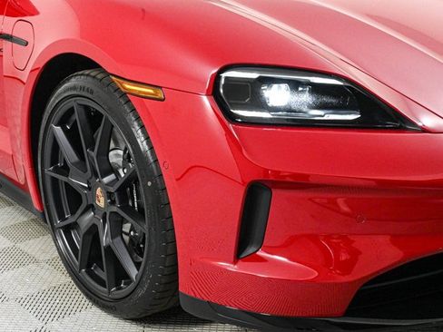 New 2025 Porsche Taycan GTS image 36
