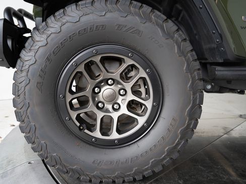 Used 2023 Jeep Wrangler Unlimited Rubicon 392 image 69