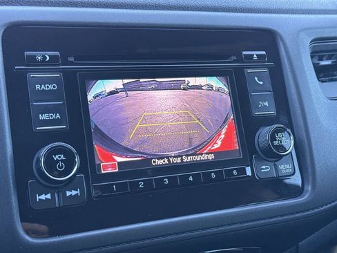 Used 2022 Honda HR-V LX image 22