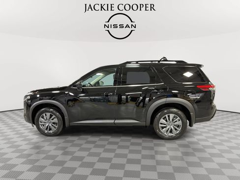 New 2026 Nissan Pathfinder SV w/ Cargo Package AWD/4WD image 8