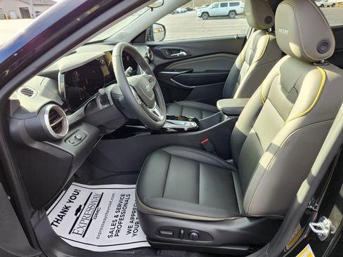 Used 2026 Chevrolet Trax ACTIV image 11