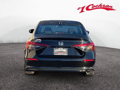 Used 2024 Honda Civic Sport image 6