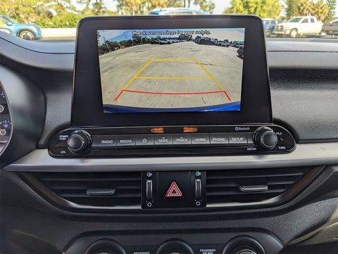 Certified 2021 Kia Forte LXS image 22