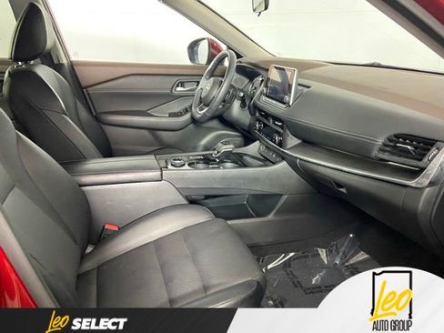 Used 2023 Nissan Rogue SV w/ SV Premium B Package AWD/4WD image 23