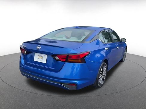 Used 2025 Nissan Altima 2.5 SV image 14