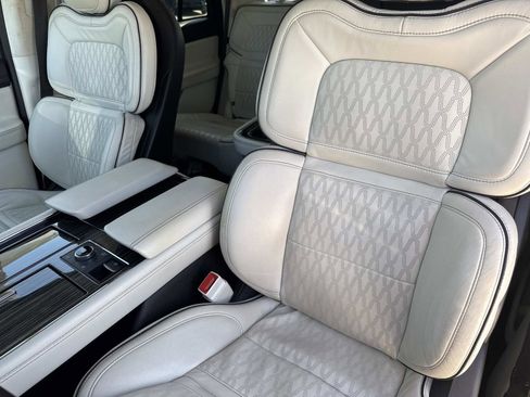 Used 2023 Lincoln Navigator Black Label image 20