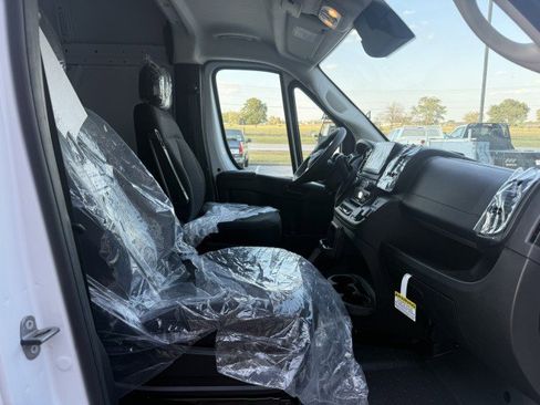 Used 2025 RAM ProMaster 3500 w/ Power Group image 9