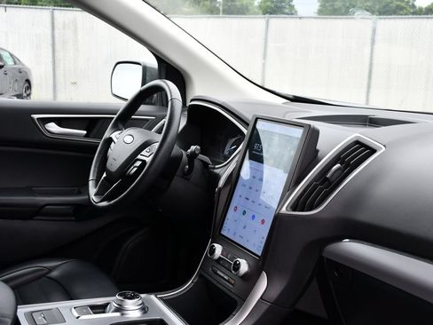 Used 2021 Ford Edge SEL w/ Convenience Package FWD image 34