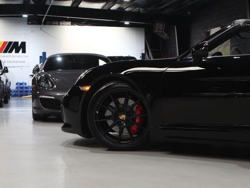 Used 2016 Porsche Boxster Spyder RWD image 38