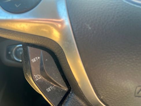 Used 2013 Ford Escape SEL FWD image 12