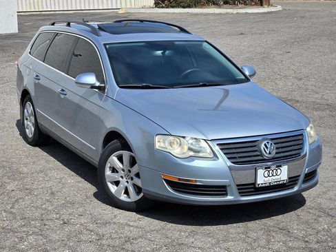 Used 2007 Volkswagen Passat 2.0T FWD image 2