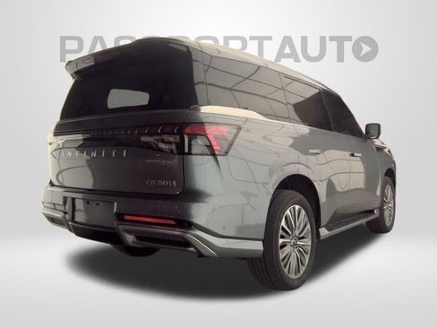 Used 2025 INFINITI QX80 Sensory AWD/4WD image 12