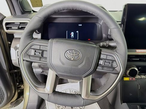 New 2026 Toyota Tacoma TRD Off-Road AWD/4WD image 12