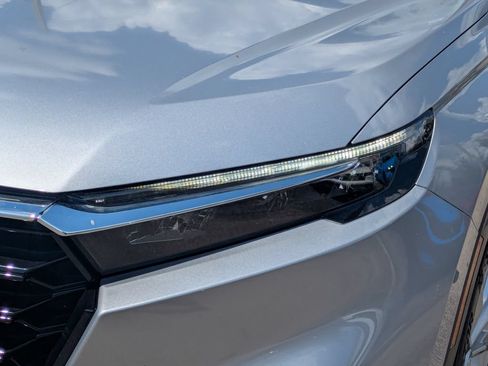 Certified 2023 Honda CR-V EX image 9