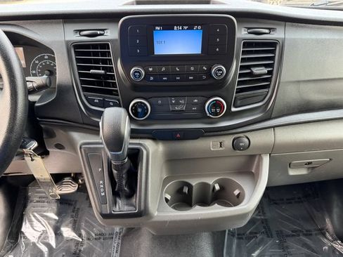Used 2024 Ford Transit 250 148 High Roof RWD image 18
