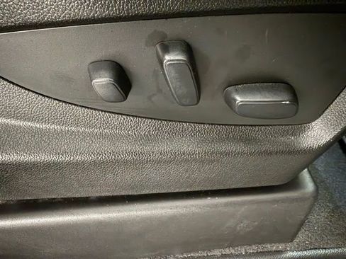 Used 2020 Chevrolet Tahoe LS image 31