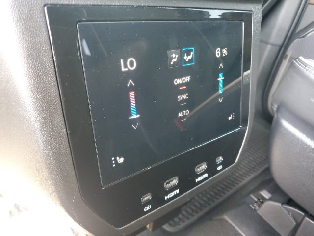 Used 2026 GMC Yukon XL Denali Ultimate w/ LPO, Get Active Package AWD/4WD image 15