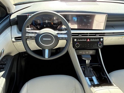 New 2026 Hyundai Tucson SEL FWD image 23