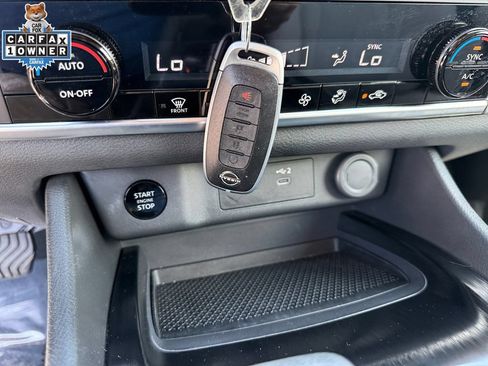 Certified 2025 Nissan Rogue SV AWD/4WD image 29