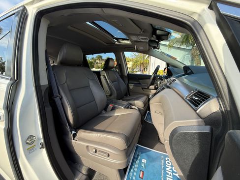 Used 2016 Honda Odyssey EX-L image 16
