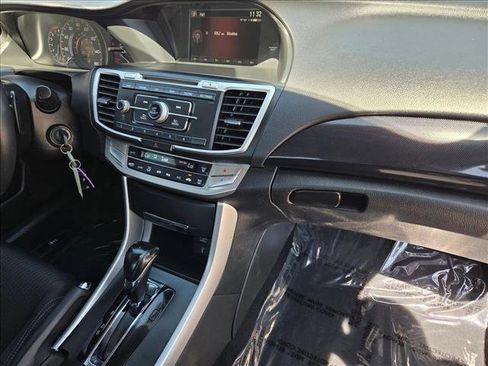 Used 2015 Honda Accord Sport image 20