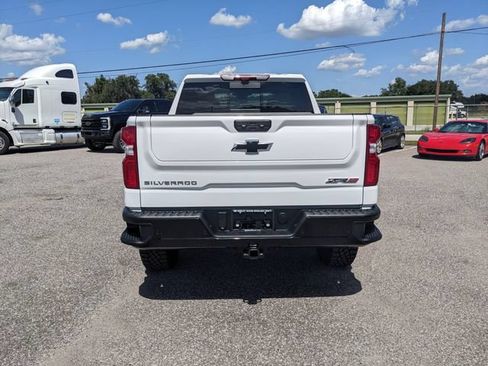 Used 2026 Chevrolet Silverado 1500 ZR2 AWD/4WD image 5
